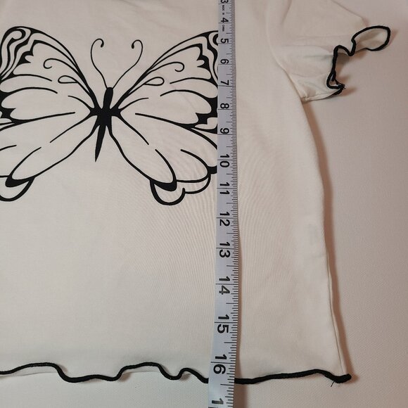 Y2K Ringer Tee with Bold Butterfly Graphic – Size Medium - Picture 10 of 10